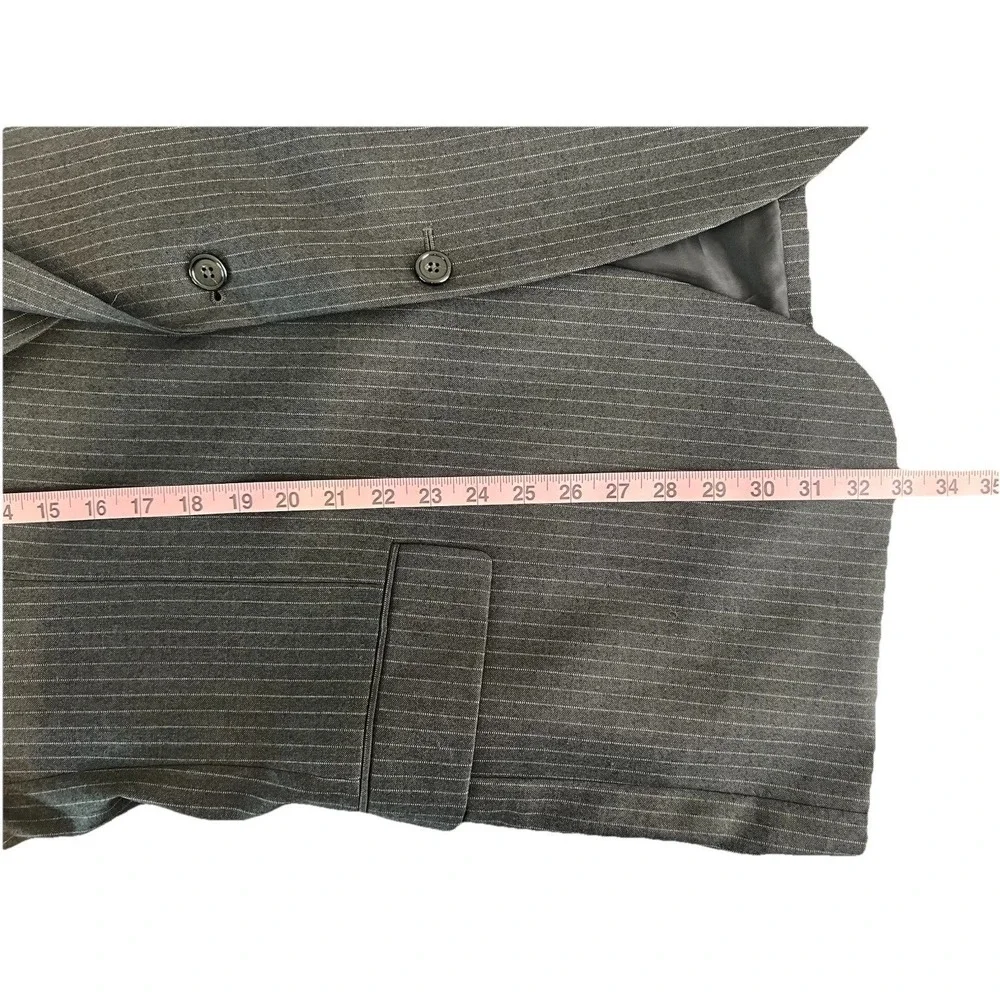 Jos‎ A Bank Signature Collection Blazer 46R Gray Pinstripe Wool Silk Suit Jacket